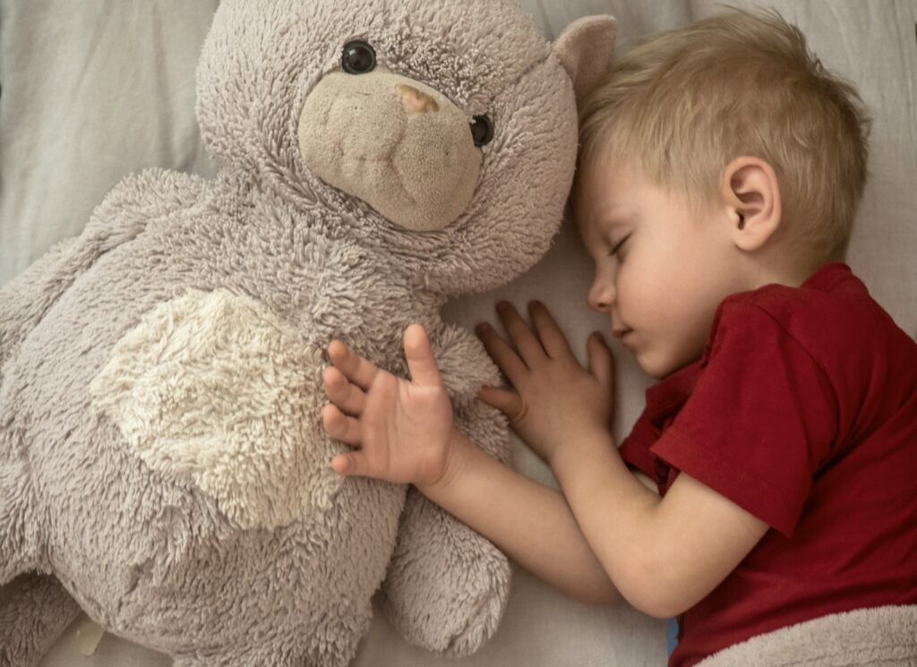 Het eerste knuffeltje kinderen